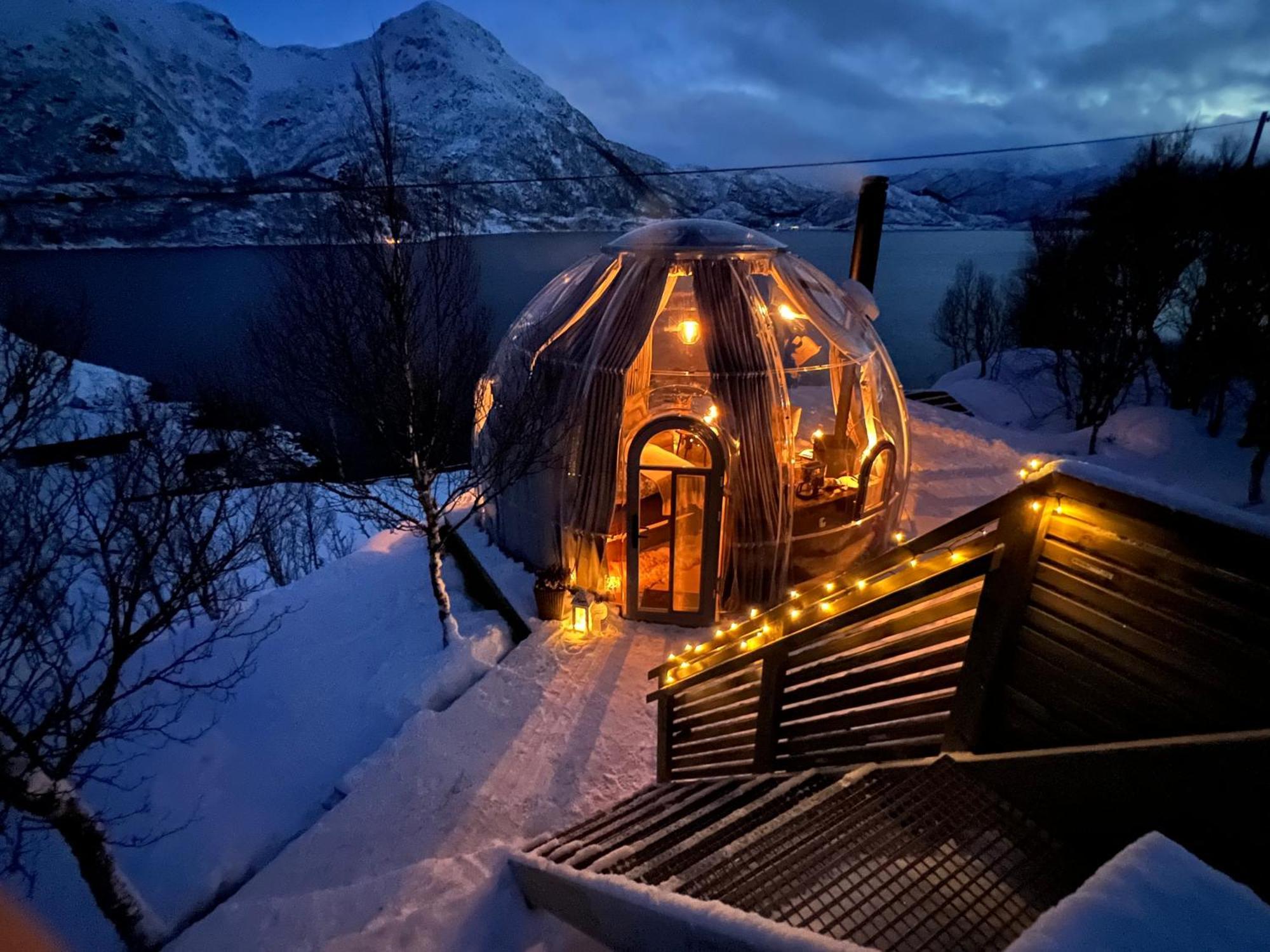 Lofoten Glampingdome Myrland Exterior photo